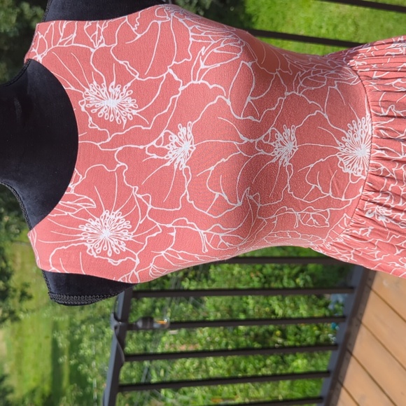 Floral Summer Dress - Picture 2 of 3